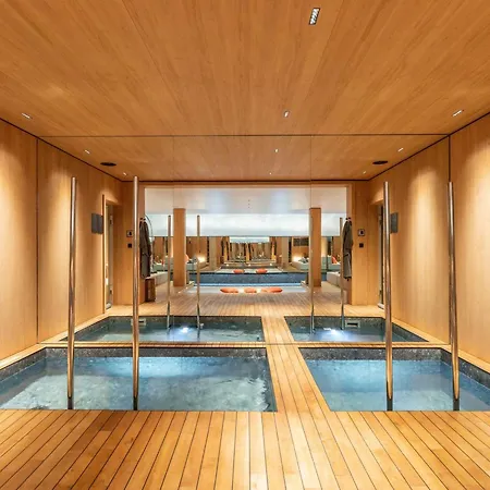 Chalet Chalet De Luxe Avec Piscine, Spa Et Services Inclus - Fr-1-568-41 *