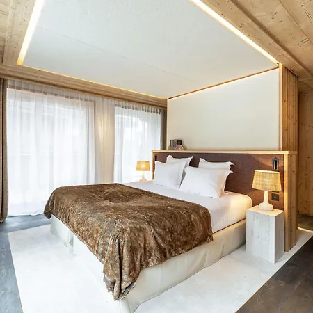 Chalet De Luxe Avec Piscine, Spa Et Services Inclus - Fr-1-568-41