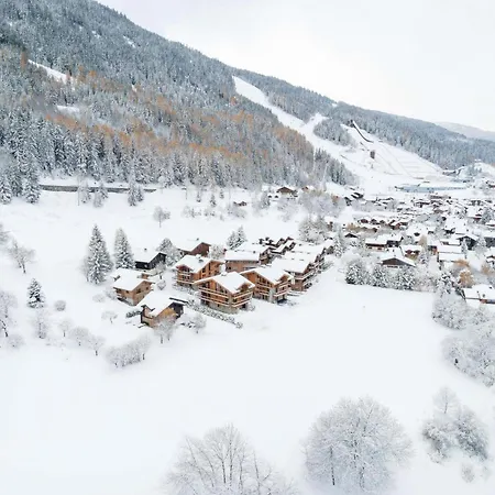 Chalet Chalet De Luxe Avec Piscine, Spa Et Services Inclus - Fr-1-568-41