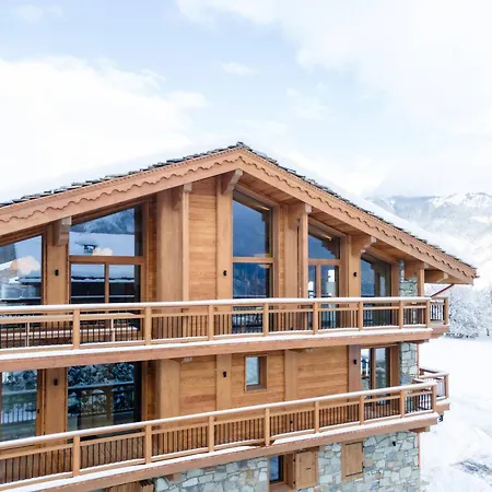 Chalet De Luxe Avec Piscine, Spa Et Services Inclus - Fr-1-568-41 Chalet